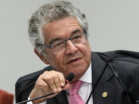 Em julgamento no STF, o ministro Marco Aurélio Mello votou pela proibição do presidente de bloquear o acesso a suas redes sociais