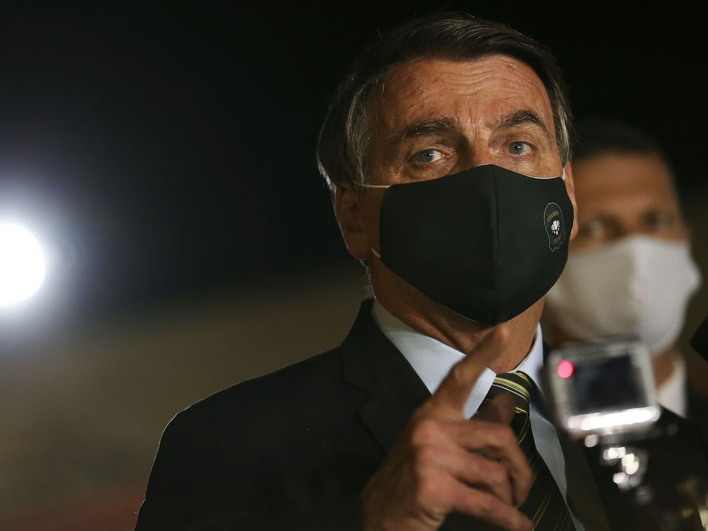 O Greenpeace rebateu ataques de Bolsonaro que, nesta quinta-feira, comparou a atuação das ONGs que atuam na Amazônia a um "câncer" 