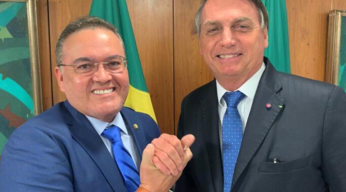Bolsonaro e Roberto Rocha