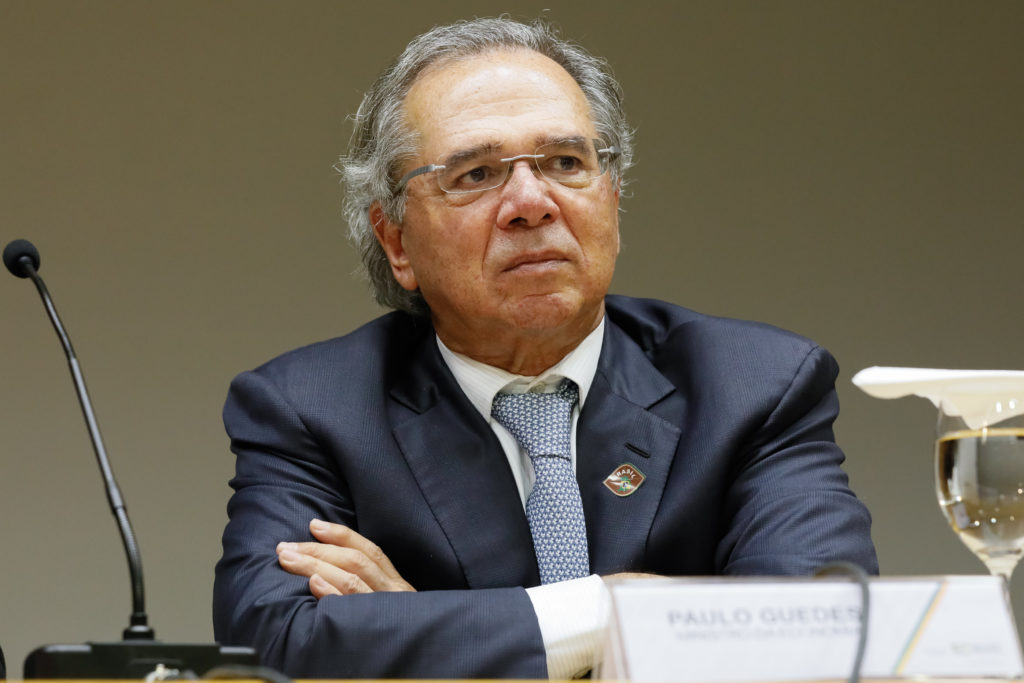 O ministro da Economia, Paulo Guedes, defendeu flexibilizar a legislação trabalhista para atender aos vulneráveis depois da pandemia