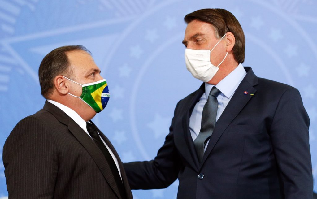 Bolsonaro e Pazuello