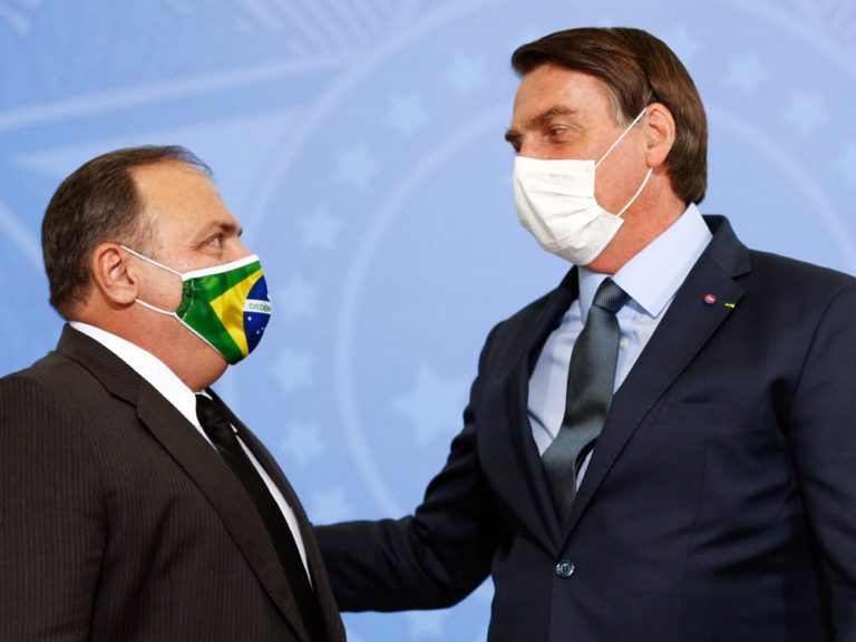 Bolsonaro e ministro da Saúde, Eduardo Pazuello
