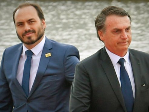 Carlos Bolsonaro e o pai