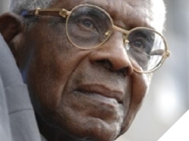 O poeta, dramaturgo e escritor Aimé Césaire criador do termo Negritude - Foto/ Reprodução AFP PHOTO ERIC FEFERBERG