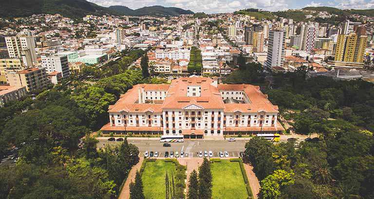 Nenhuma cidade brasileira aparece entre as cidades criativas na área de Literatura. Poços de Caldas pretende mudar essa realidade. 