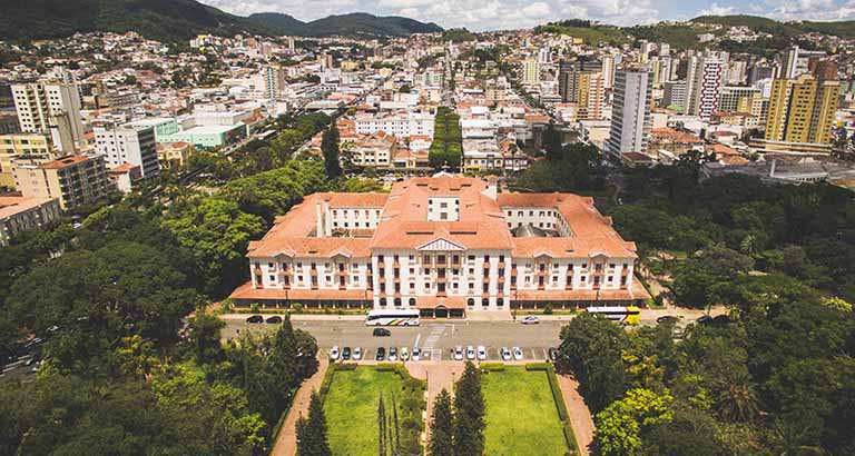 Nenhuma cidade brasileira aparece entre as cidades criativas na área de Literatura. Poços de Caldas pretende mudar essa realidade.