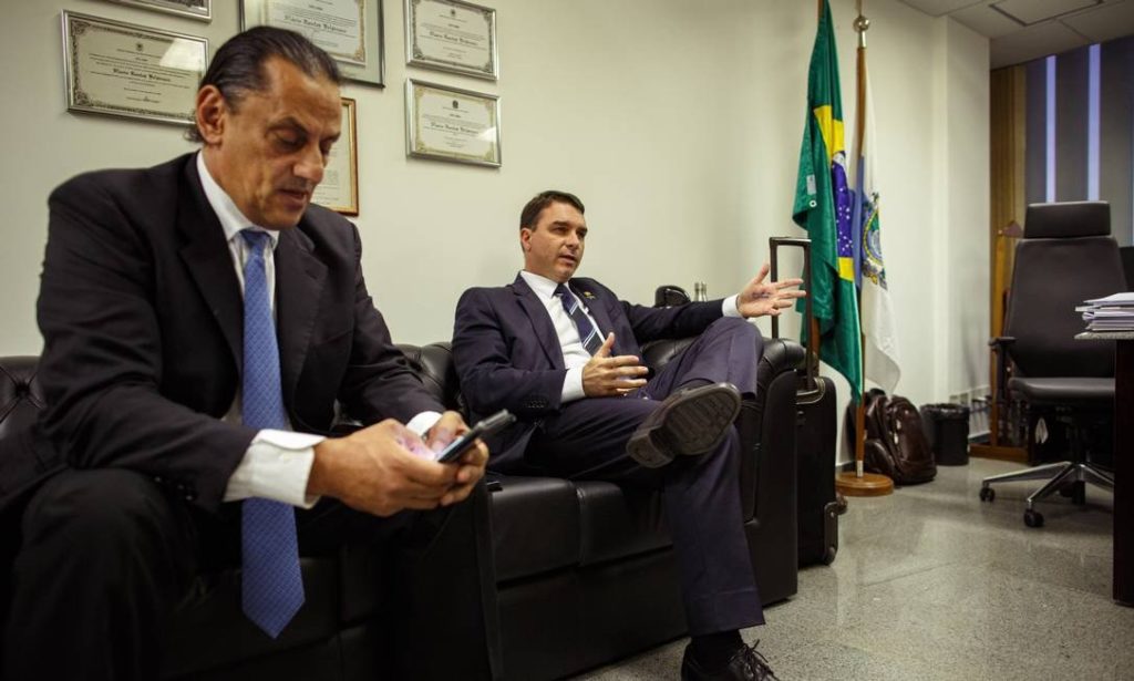 Wassef e Eduardo Bolsonaro