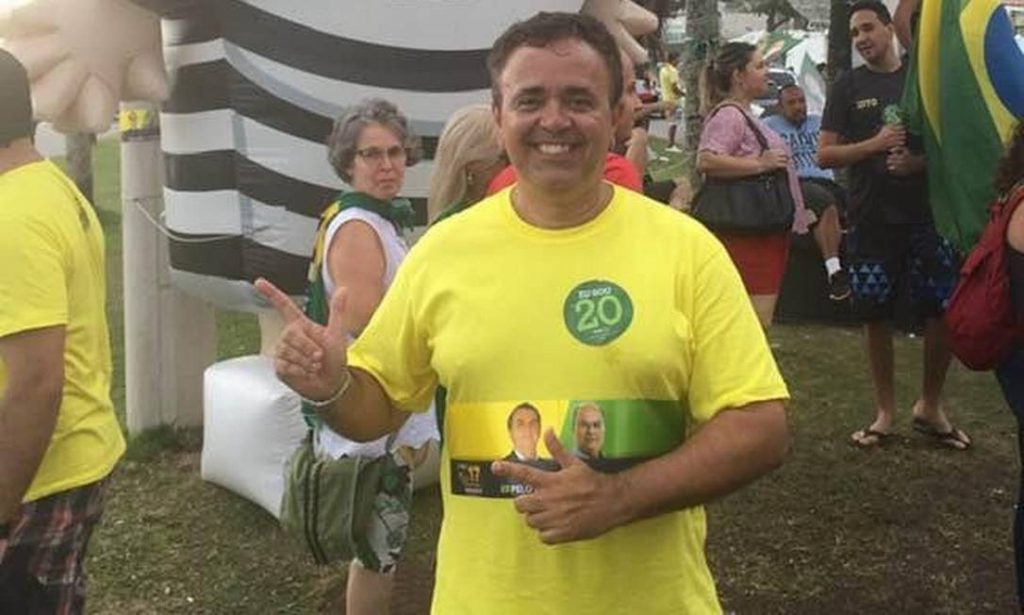 O candidato apoiado por Flávio Bolsonaro para chefiar o MP-RJ , o procurador usou suas redes sociais para ofender ministros do STF e mulheres