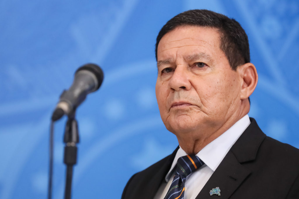 Nesta sexta-feira (12), o vice-presidente Hamilton Mourão afirmou o governo federal não pode ser escravo do mercado financeiro