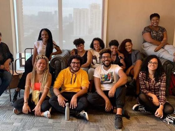 Estudantes da Odara, escola de inglês afrocentrada em SP - Foto: Divulgação