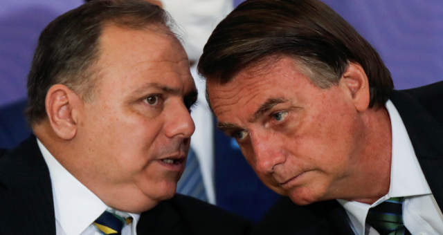 Eduardo Pazuello e Jair Bolsonaro