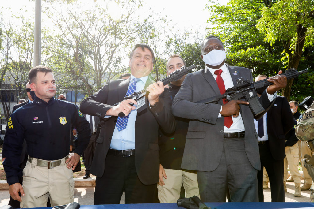 (Rio de Janeiro - RJ, 24/09/2020) Presidente da República, Jair Bolsonaro durante ato de entrega de viaturas e de armamentos à Polícia Rodoviária Federal. Foto: Carolina Antunes/PR