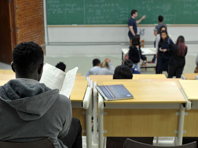 Programa dispõe de 162 mil bolsas em instituições de ensino particular - Foto: Reprodução/ Marcelo Casala Junior/ Agência Brasil