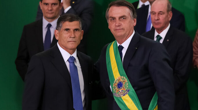 Santos Cruz e Jair Bolsonaro