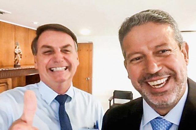 Bolsonaro e o presidente da Câmara, Arthur Lira