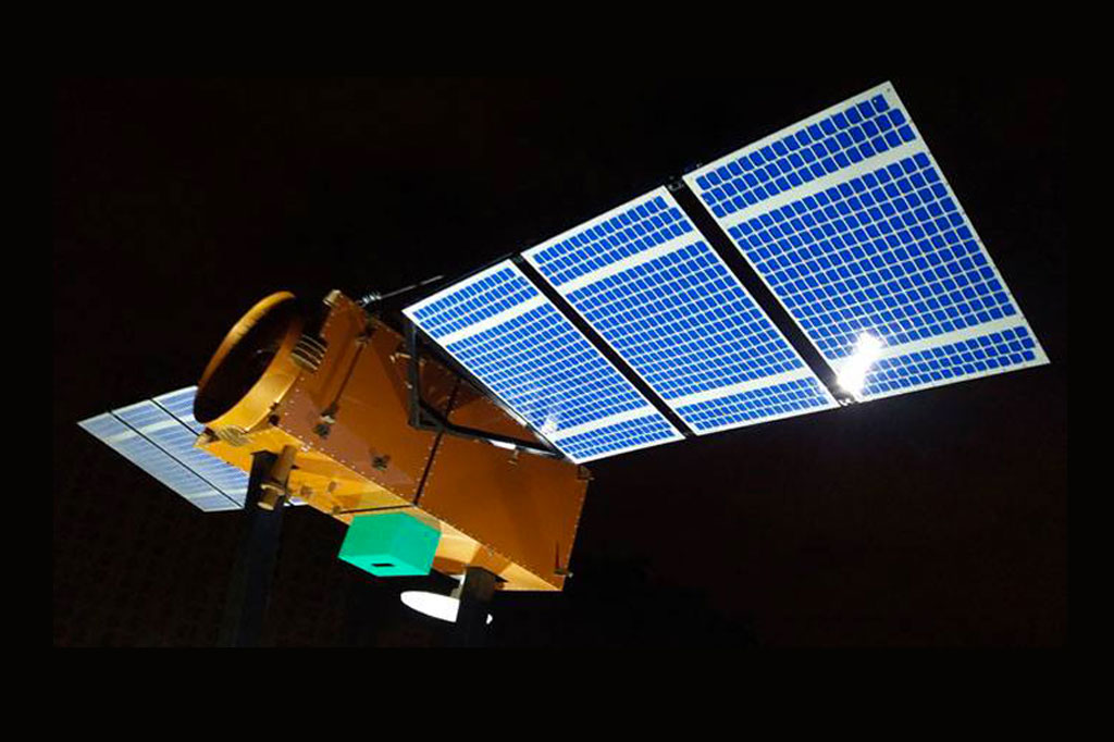 O “Amazonia-1” (isso mesmo, sem acento) é um marco. Trata-se do primeiro satélite de mapeamento projetado e construído no Brasil.