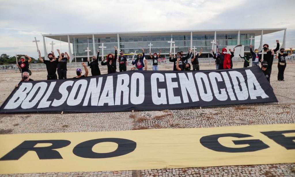 Bolsonaro genocida