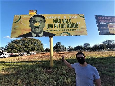 Bolsonaro outdoor