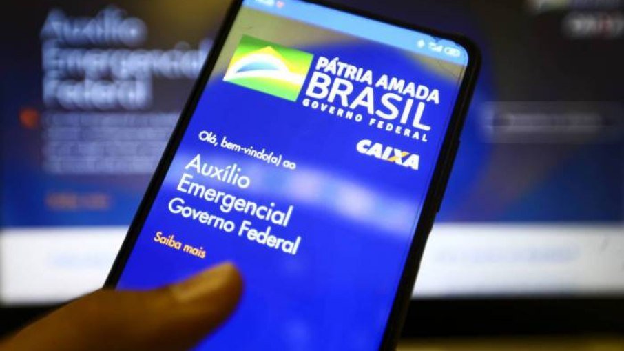 Serão beneficiadas 45,6 milhões de pessoas, 22,6 milhões a menos do que no auxílio emergencial distribuído no ano passado