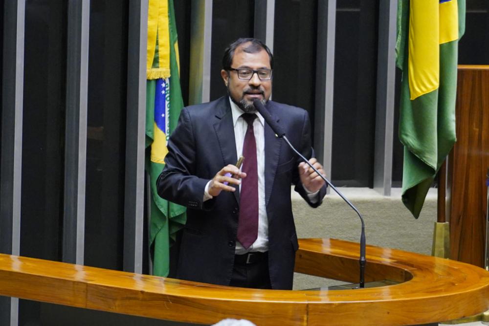 auxílio Camilo Capiberibe