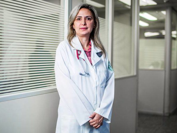 Bolsonaro Médica Ludmila Hajjar 