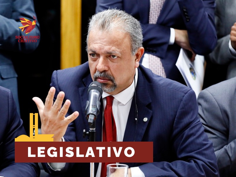Braga Netto é convidado a comissão da Câmara para explicar nota contra parlamentares da CPI da Covid no Senado.