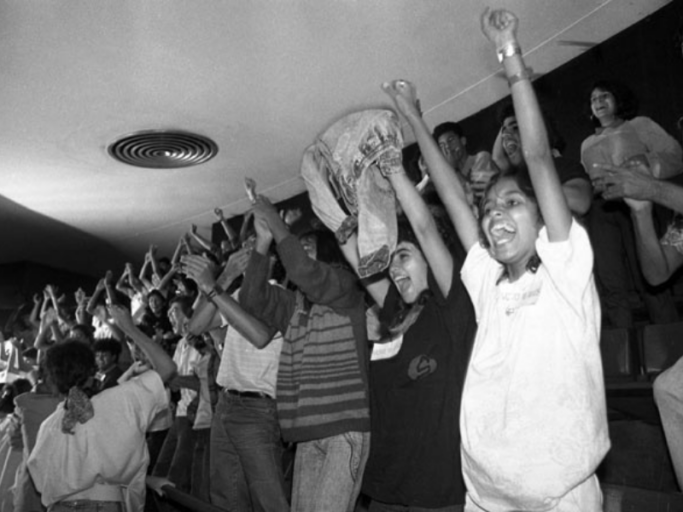 Jovens presentes na Assembleia Constituinte