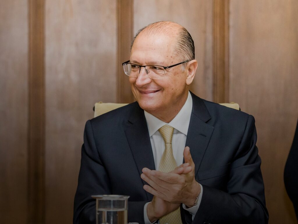 Entrada do ex-governador Alckmin deve agilizar a sua indicação como vice na chapa presidencial de Lula