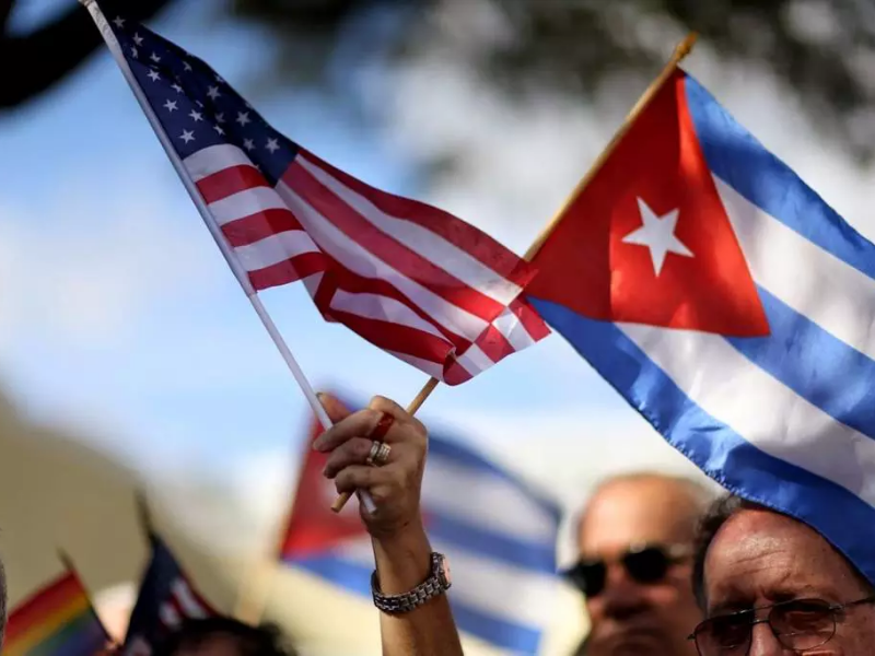 Delegação cubana que foi a Washington. Foto: Reprodução/Politize!