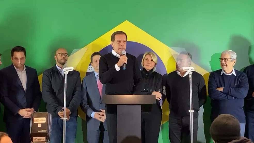 "Hoje entendo que não sou a alternativa da cúpula do PSDB e aceito essa decisão de cabeça erguida", afirmou Doria durante evento em SP