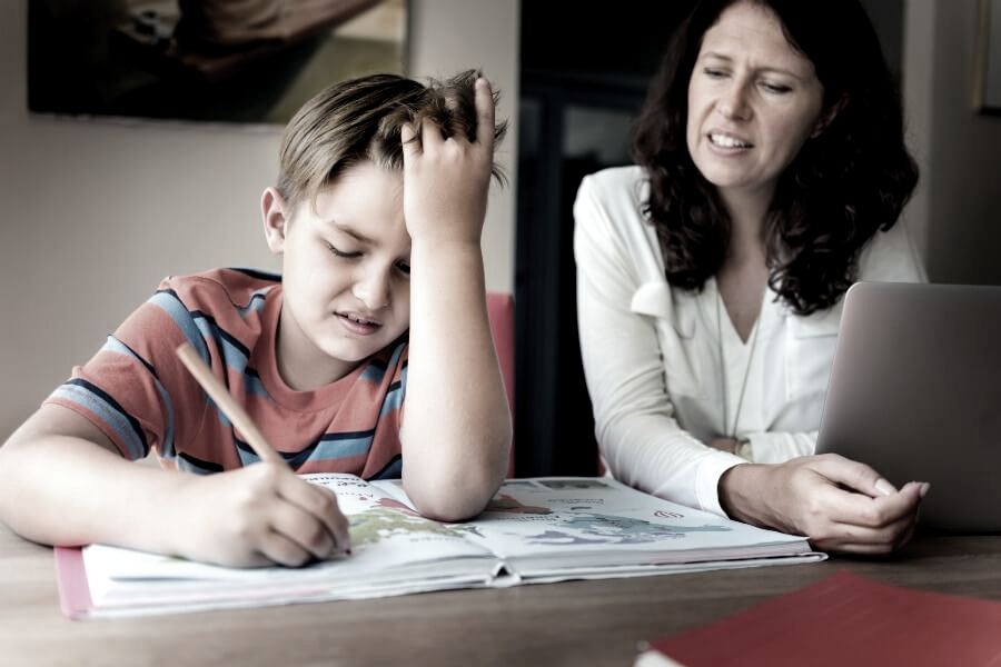 Para a ONG Todos Pela Educação, o avanço do 'homeschooling' representa um risco para os estudantes e para a educação básica do país