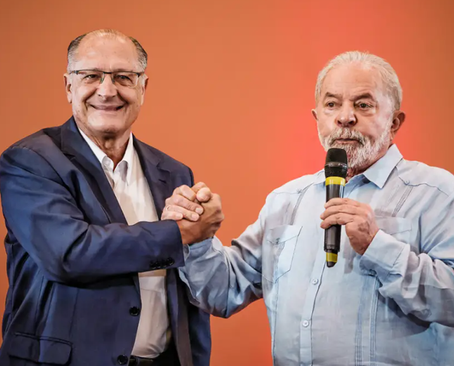 Chapa que vai concorrer à presidência com Lula e Alckmin como vice. Foto: PSB