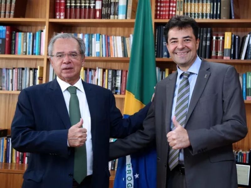 O novo ministro de Minas e Energia, Adolfo Sachsida, entregou um pedido de estudos para a privatização da Petrobras e da PPSA.