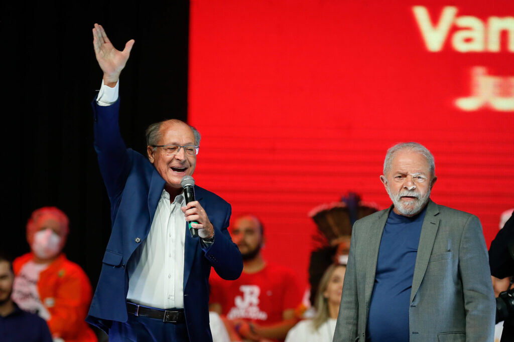 O evento em Brasília reuniu lideranças e políticos do PSB e outros partidos, além de militantes e apoiadores da chapa Lula-Alckmin