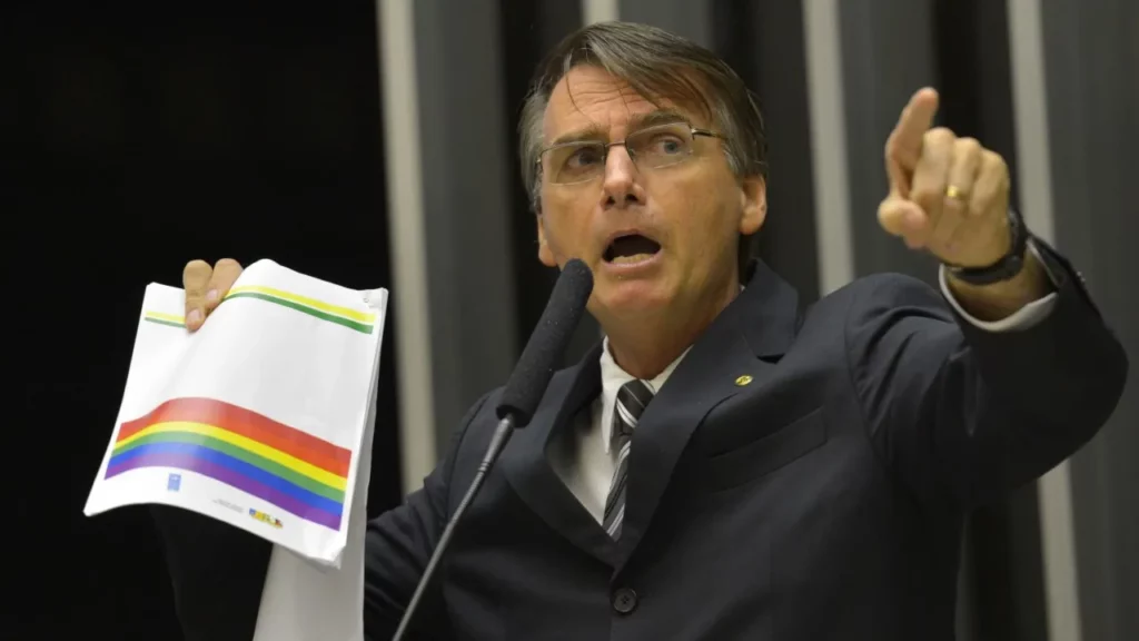 As falas preconceituosas de Bolsonaro não são de hoje e acendem o questionamento sobre a impunidade no Brasil