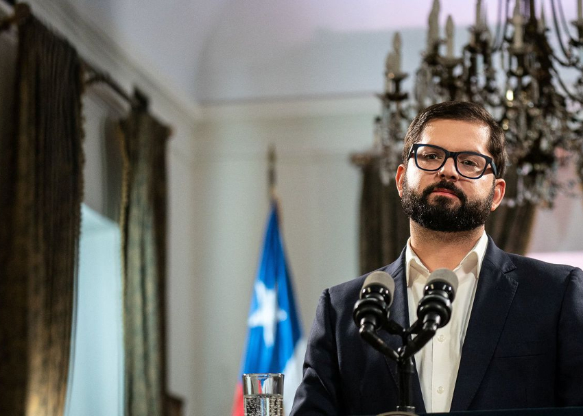Com a rejeição dos chilenos a nova constituição, Boric planeja o lançamento acelerado de um novo processo constituinte