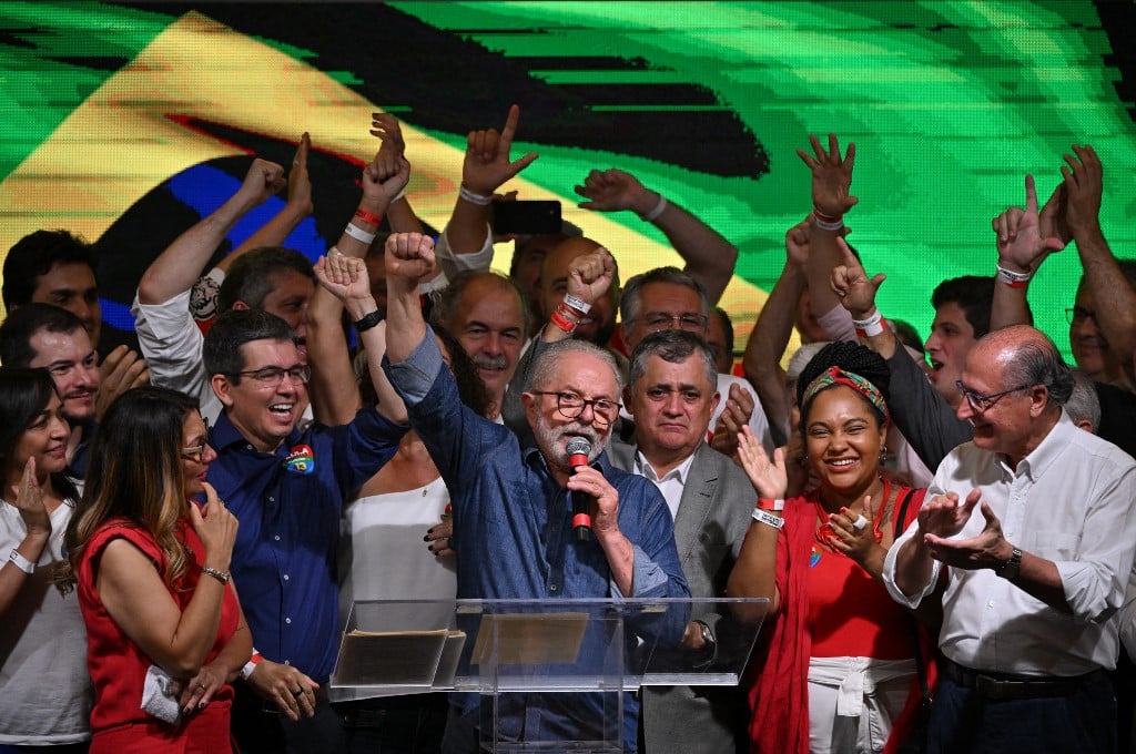 "Vamos reindustrializar o Brasil, investir na economia verde e digital, apoiar a criatividade dos nossos empresários e empreendedores", diz Lula