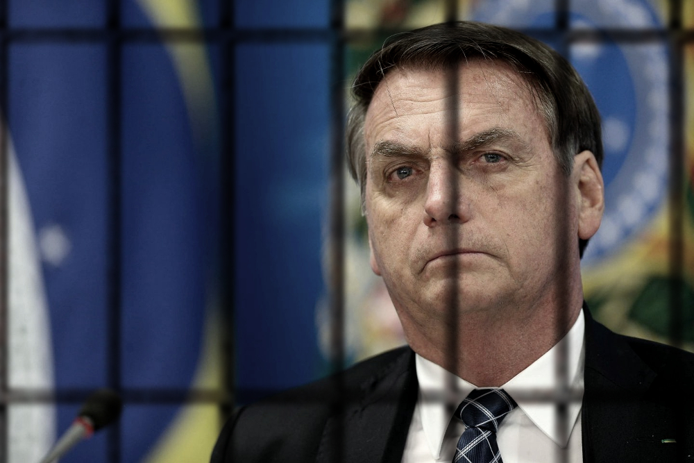Derrotado nas eleições, Bolsonaro perderá o foro privilegiado em 1º de janeiro e poderá ser preso pelos processos que precisará responder