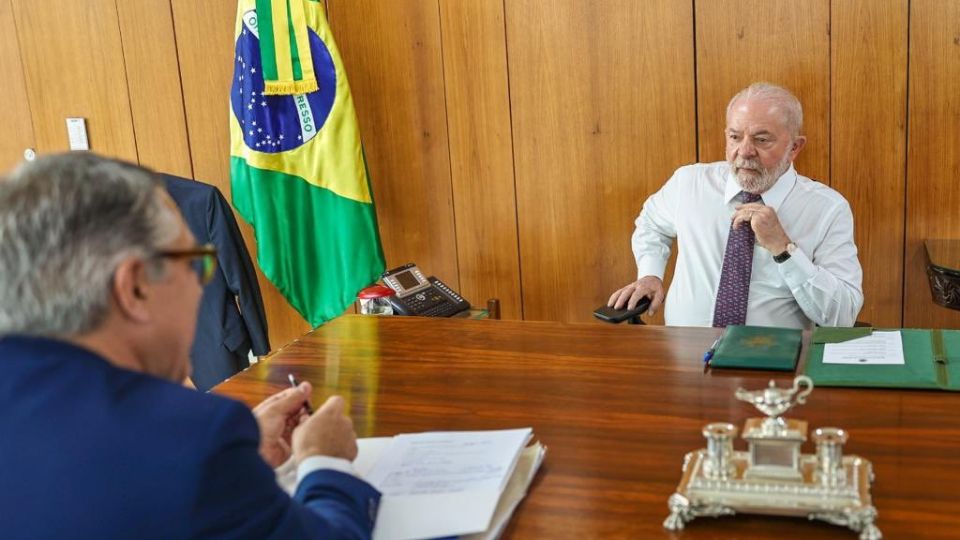 Lula em reunião com Alexandre Padilha no Palácio do Planalto.
Créditos: Ricardo Stuckert