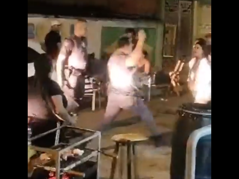 Batida policial no Parque Primavera, em Guarulhos, na Grande São Paulo. Foto: Twitter. 