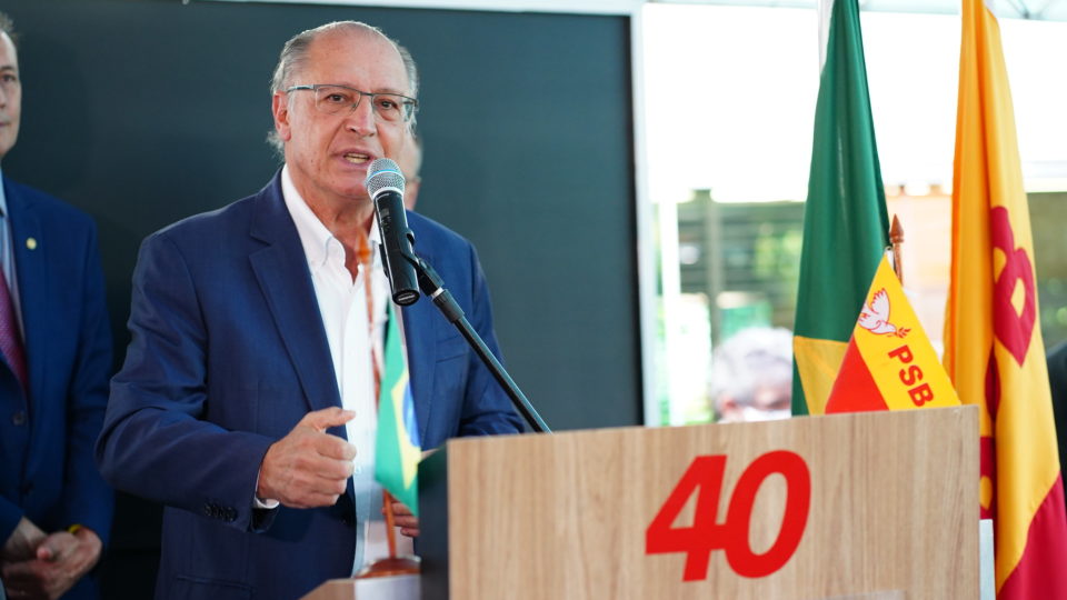 Acordo entre o PSB e o presidente da Câmara, Arthur Lira, garantiu ao partido a chefia da nova comissão de Indústria e Comércio